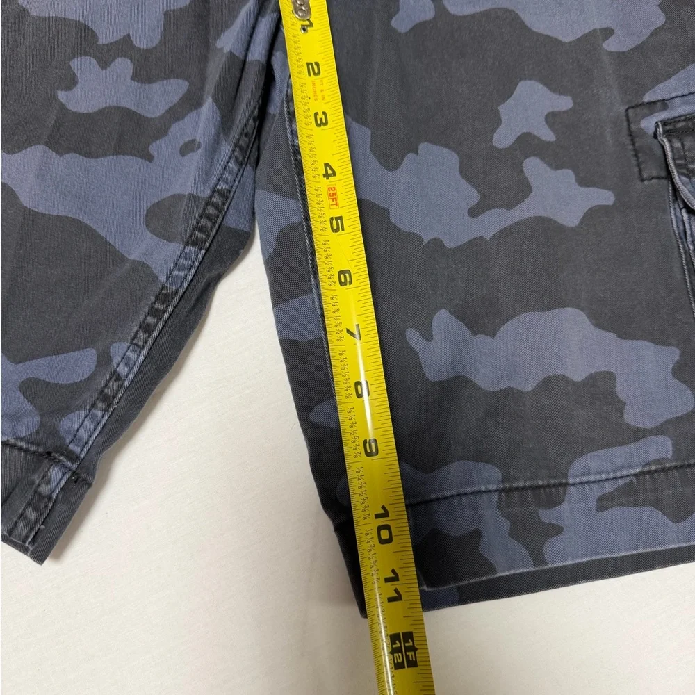Arizona Jean Company Camouflage Cargo Shorts - Picture 3 of 8
